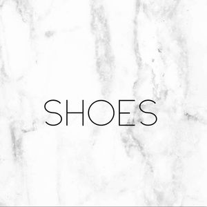 SHOES 